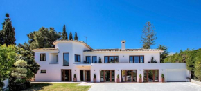 Отель Villa Del Mar  Марбелья
